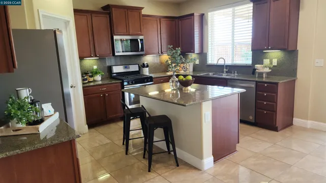 $798,000 | 1124 Europena Drive, Brentwood, CA 94513