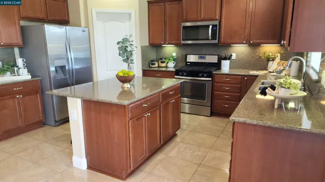 $798,000 | 1124 Europena Drive, Brentwood, CA 94513