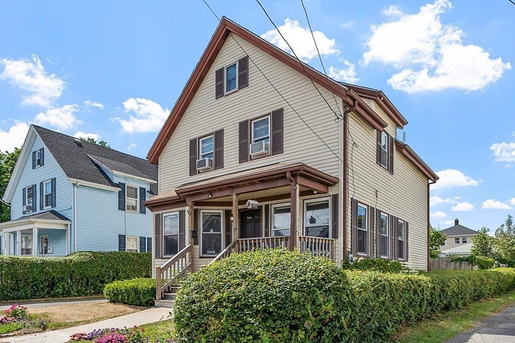 129 Maple Street Lynn, MA 01904 - Photo 2 of 36