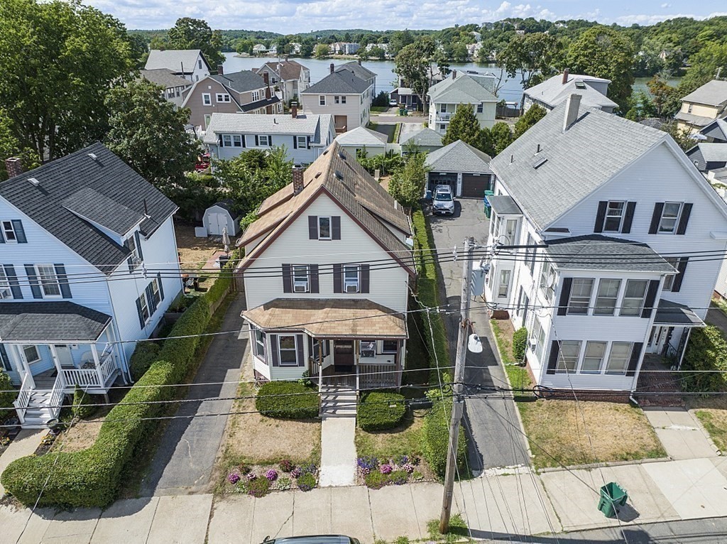 129 Maple Street Lynn, MA 01904 - Photo 28 of 36