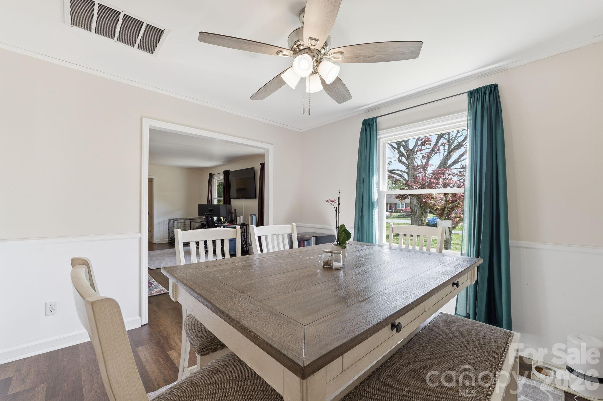 13657 Idlewild Road Matthews, NC 28105 - Photo 15 of 37