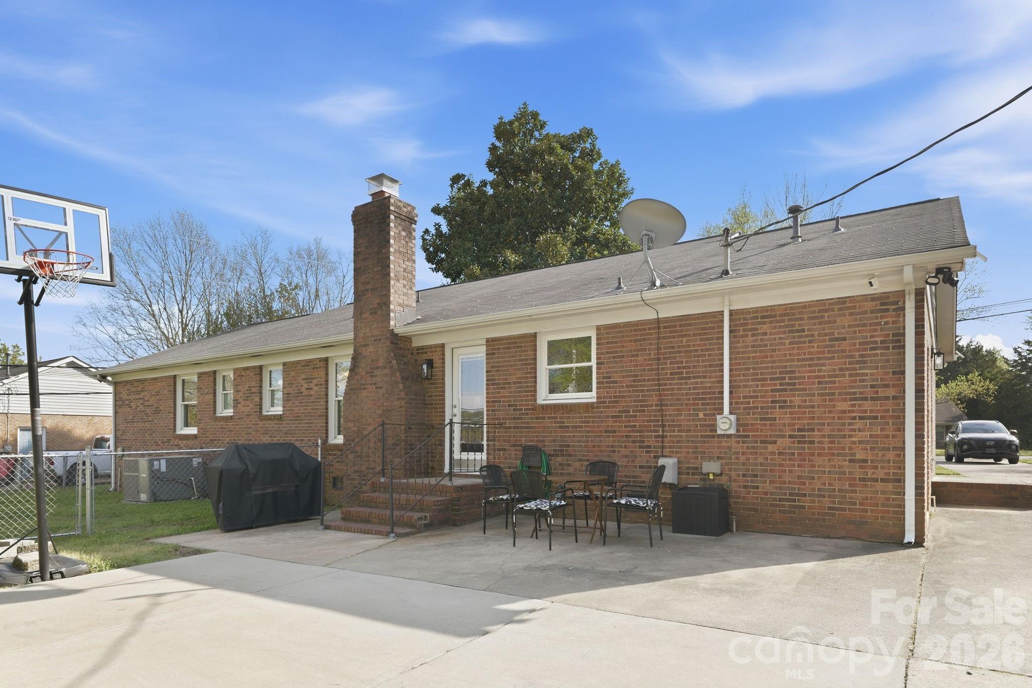 13657 Idlewild Road Matthews, NC 28105 - Photo 36 of 37