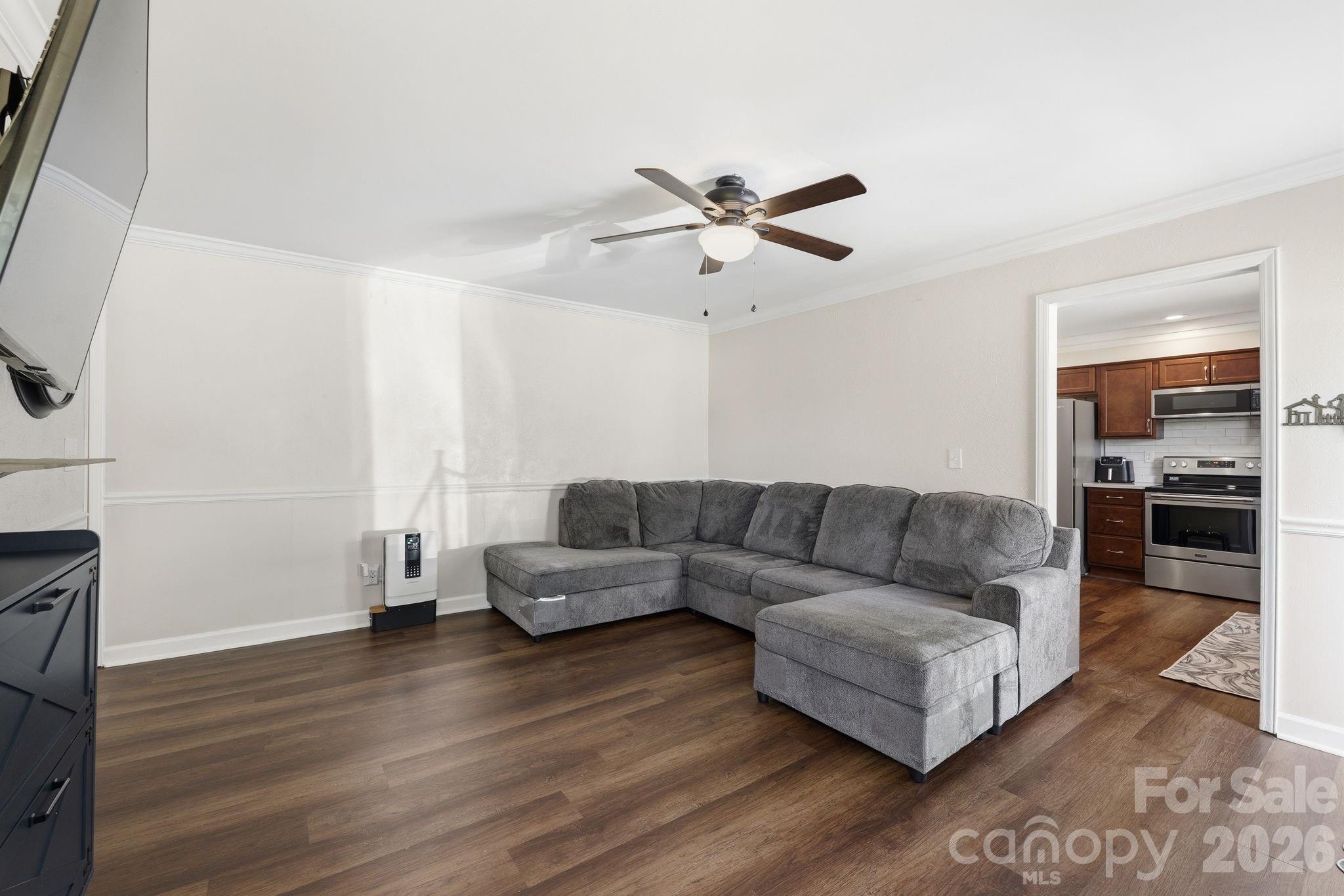 13657 Idlewild Road Matthews, NC 28105 - Photo 7 of 37