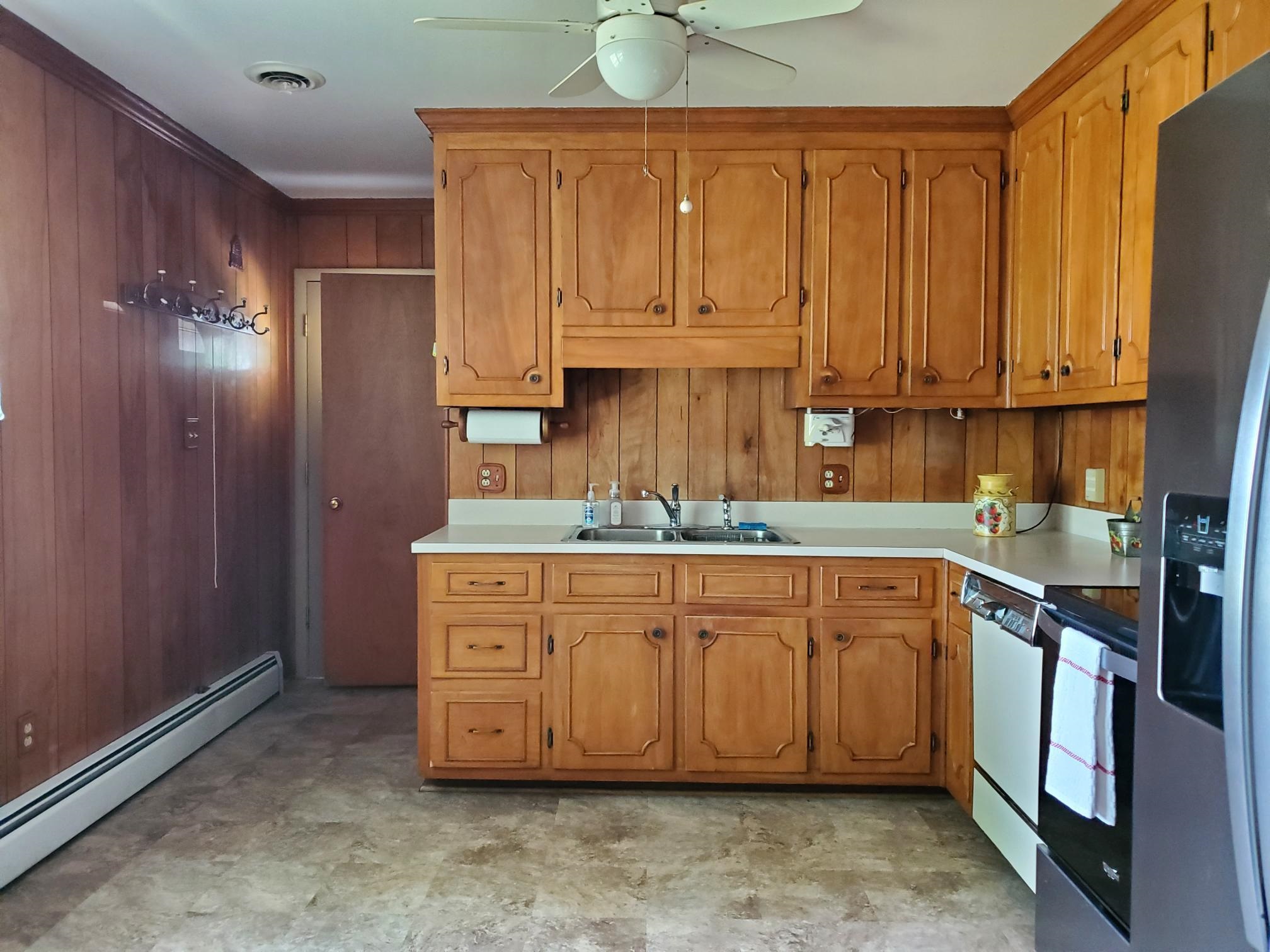 504 Mt Torrey Road Lyndhurst, VA 22952 - Photo 9 of 30 Gallery Image 9