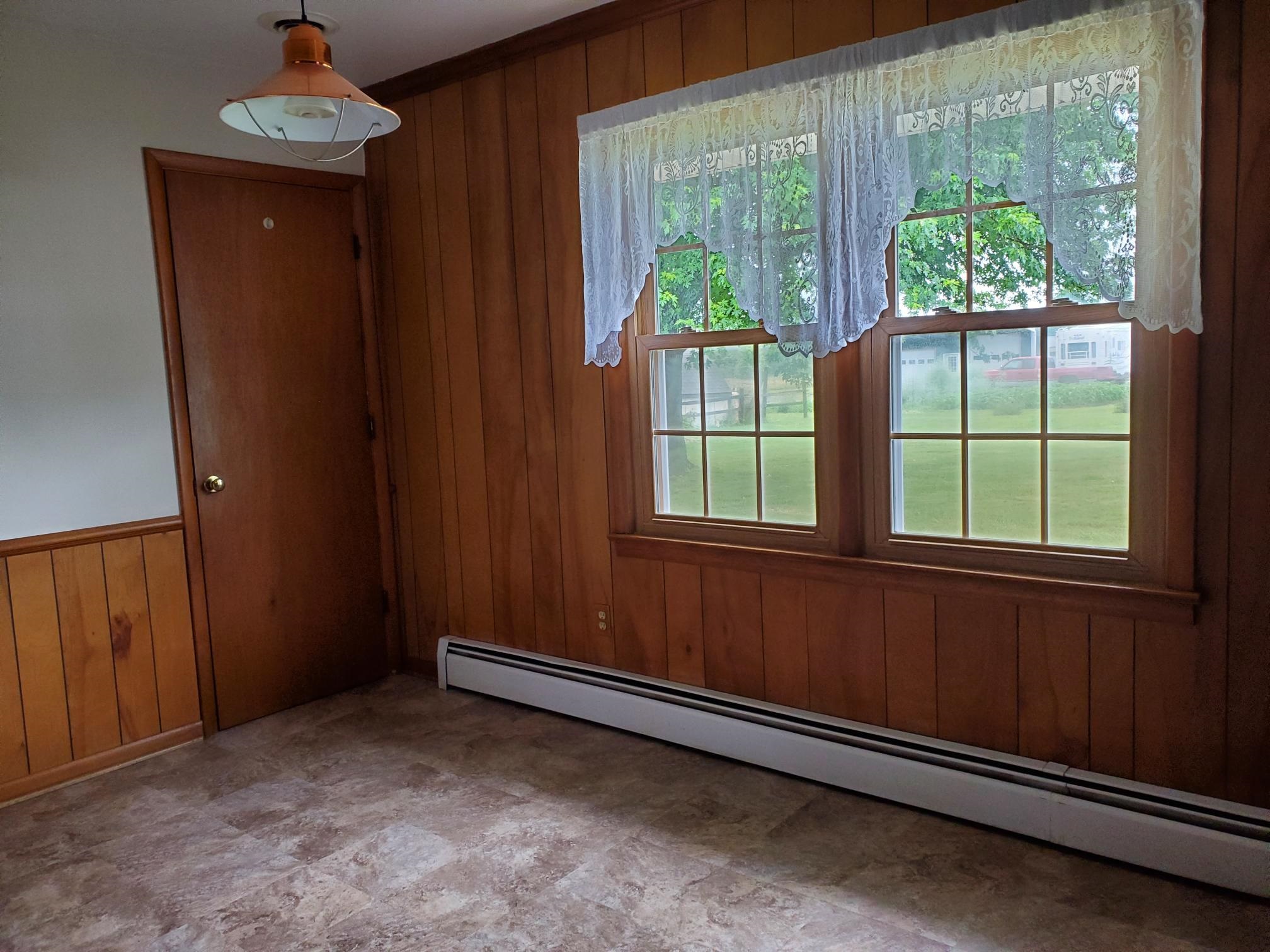 504 Mt Torrey Road Lyndhurst, VA 22952 - Photo 10 of 30 Gallery Image 10