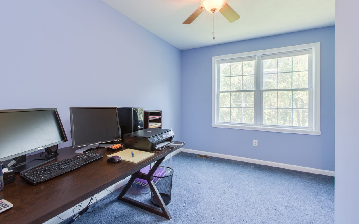 9 Washington Street Pelham, NH 03076 - Photo 22 of 24 Gallery Image 22