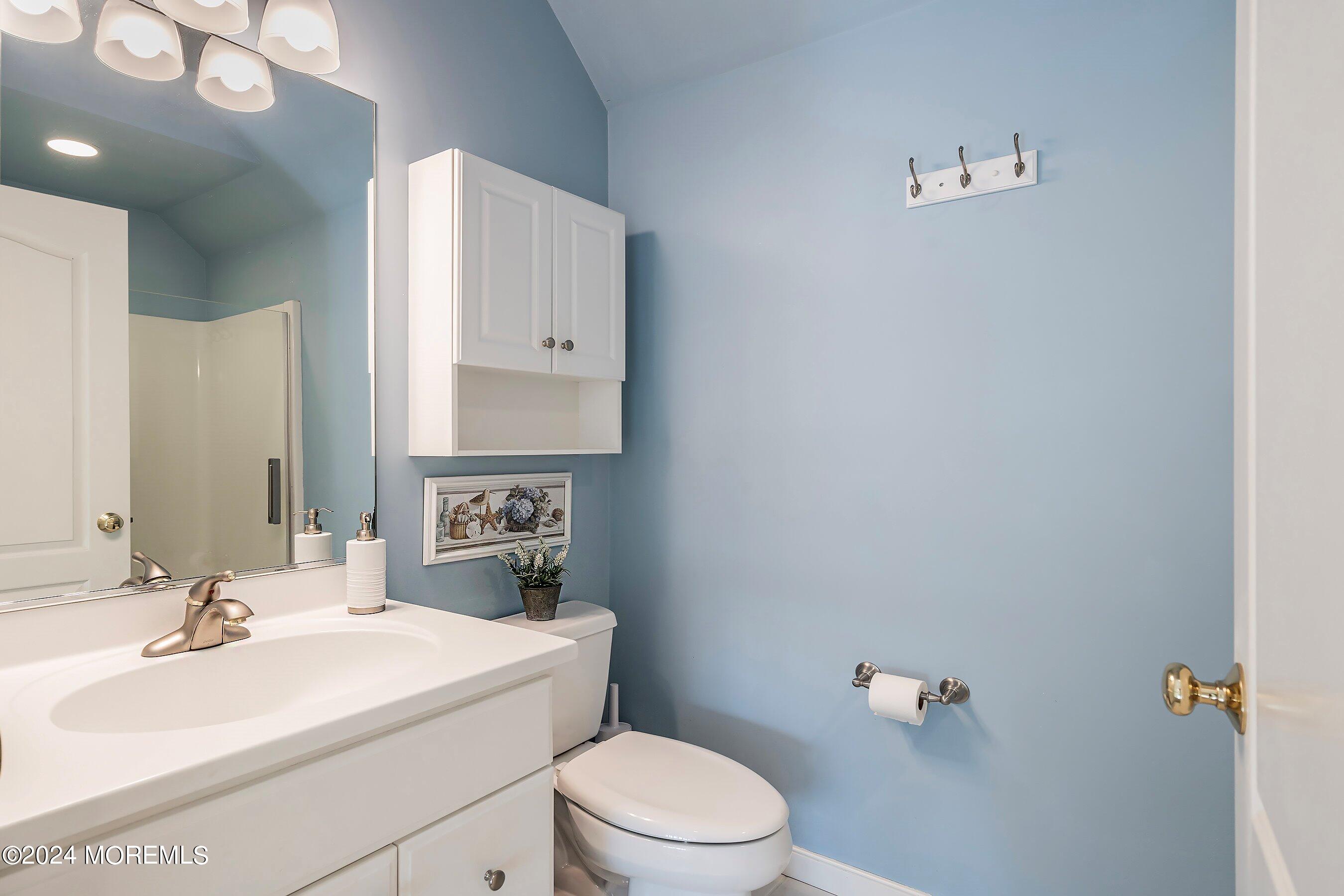 1235 Ridge Avenue Manahawkin, NJ 08050 - Photo 41 of 65 41-Bath 4A