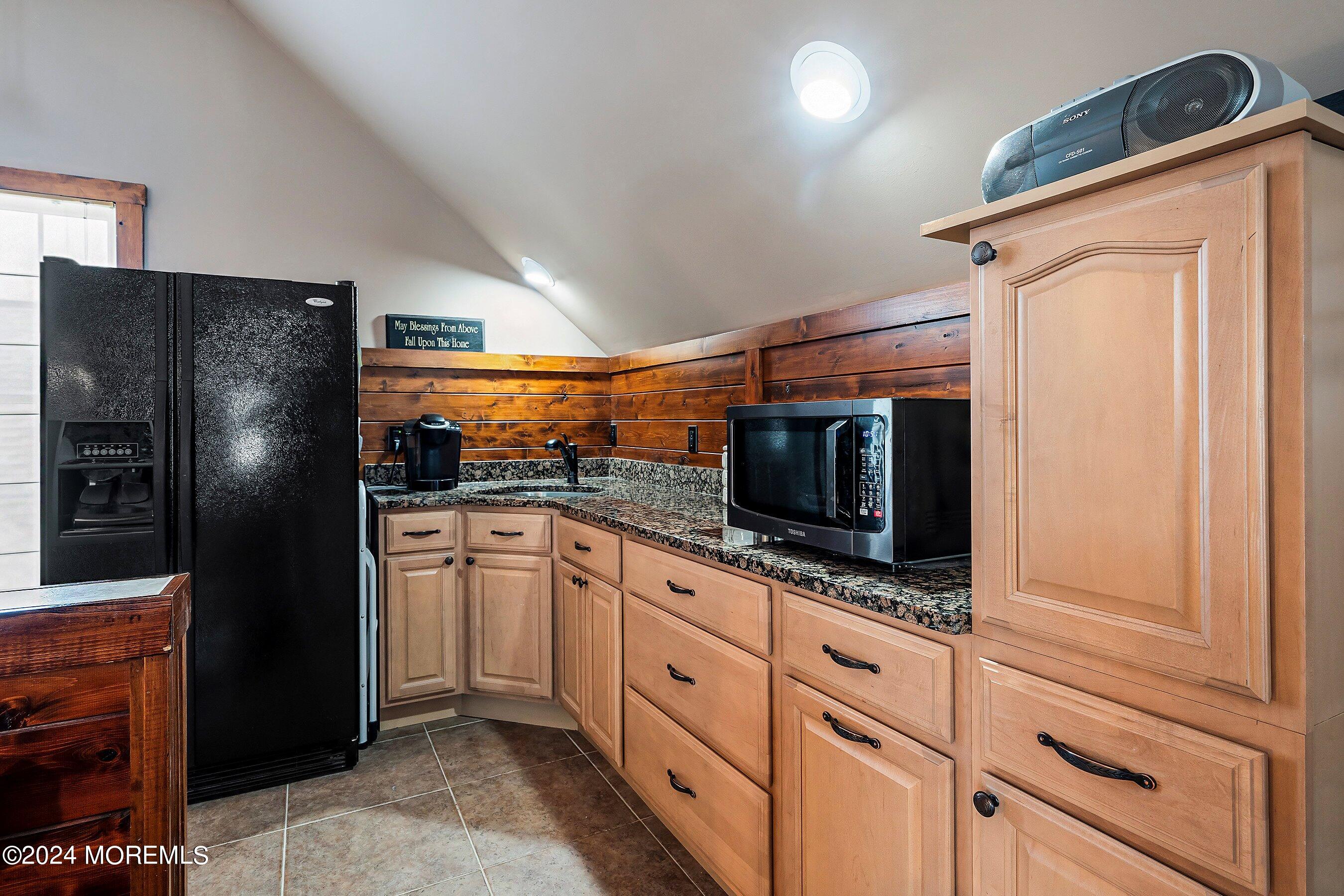 1235 Ridge Avenue Manahawkin, NJ 08050 - Photo 48 of 65 48-Kitchen 2