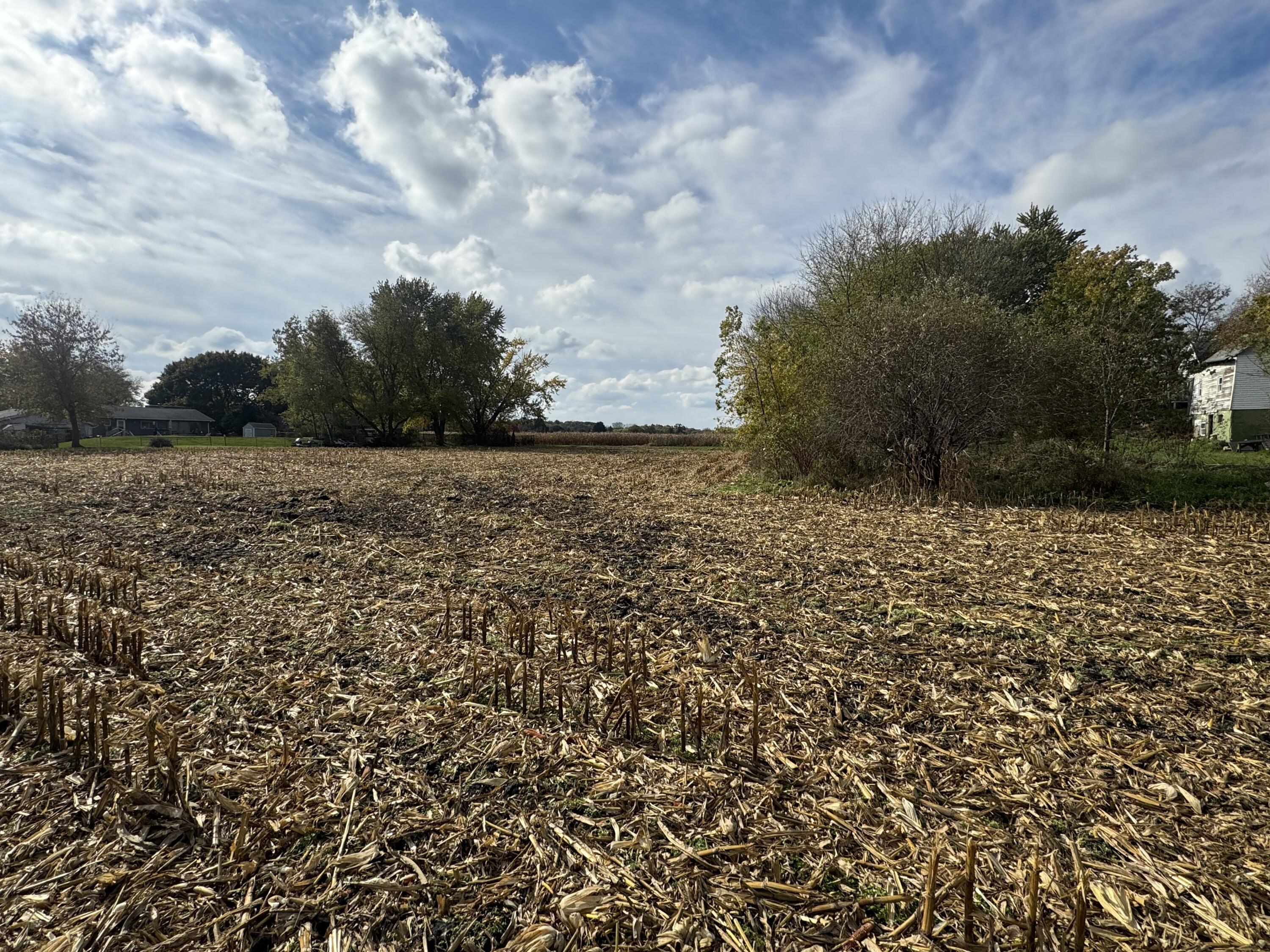 Lt2 Lt2 Leo Lane Big Bend, WI 53103 - Photo 1 of 6 Road View SW