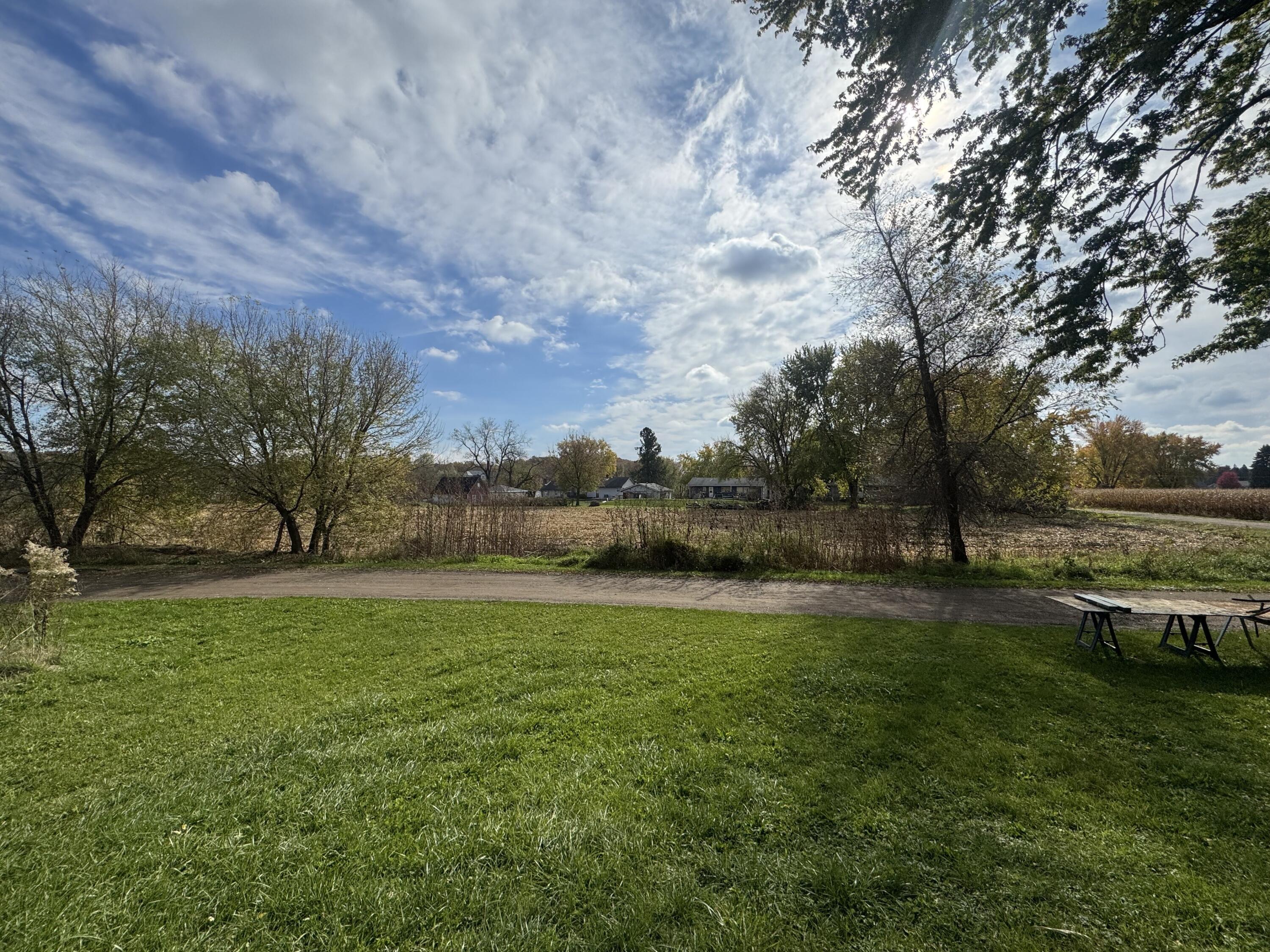 Lt2 Lt2 Leo Lane Big Bend, WI 53103 - Photo 3 of 6 South