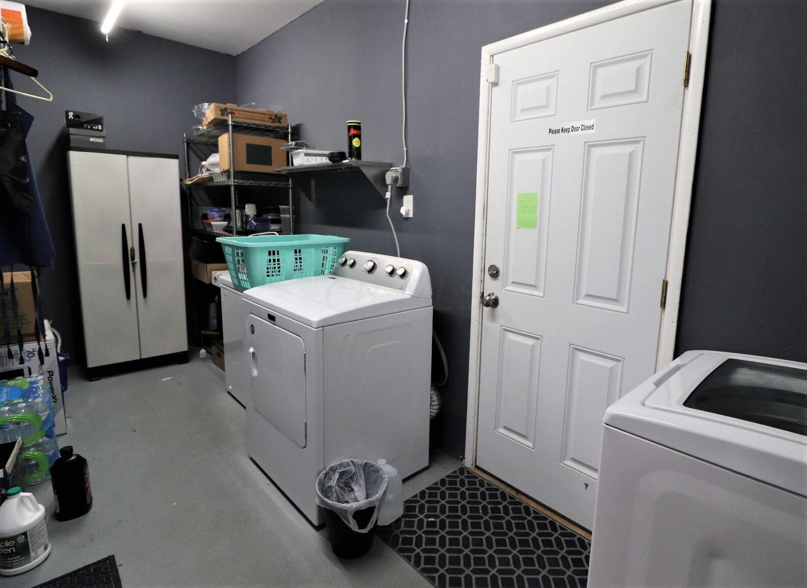 300 Danhurst Road Columbus, OH 43228 - Photo 19 of 39 Laundry room off back of garage