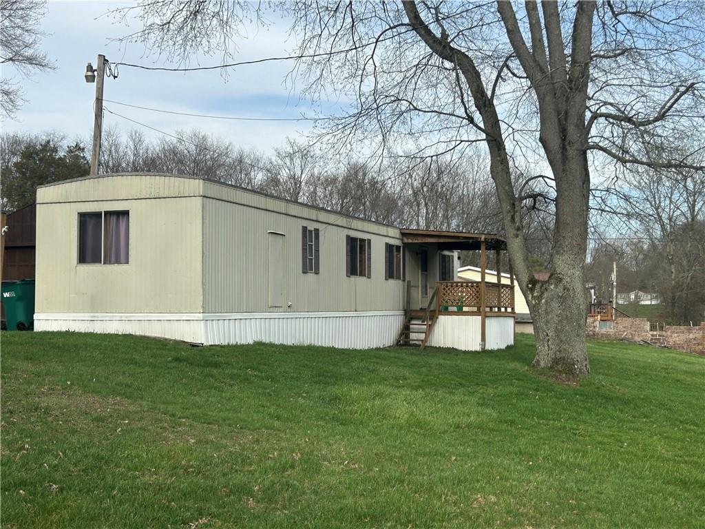 439 Hall Road Butler, PA 16001 - Photo 3 of 20 Gallery Image 3