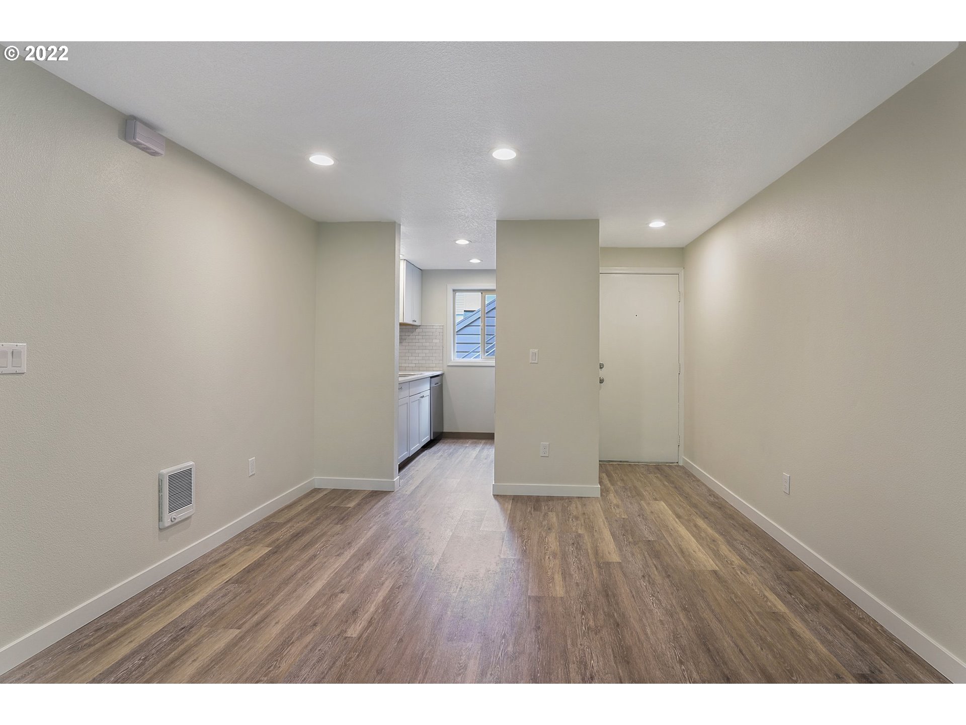 12622 Northwest Barnes Road, Unit 4 Portland, OR 97229 - Photo 7 of 17 Gallery Image 7