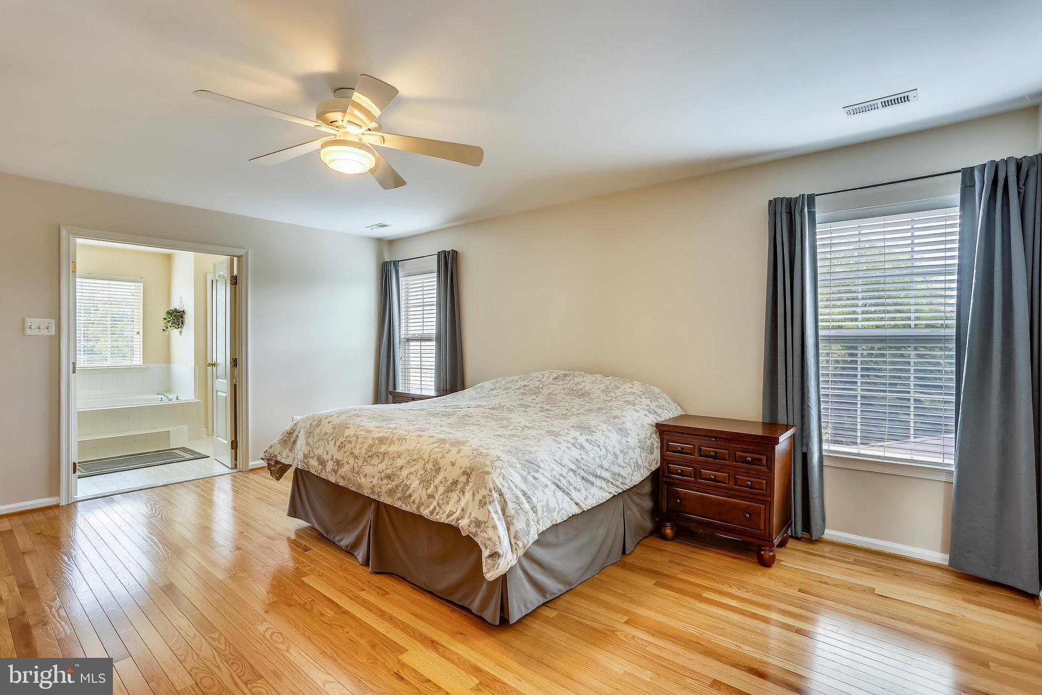 13935 Falconcrest Road Germantown, MD 20874 - Photo 14 of 51 Gallery Image 14