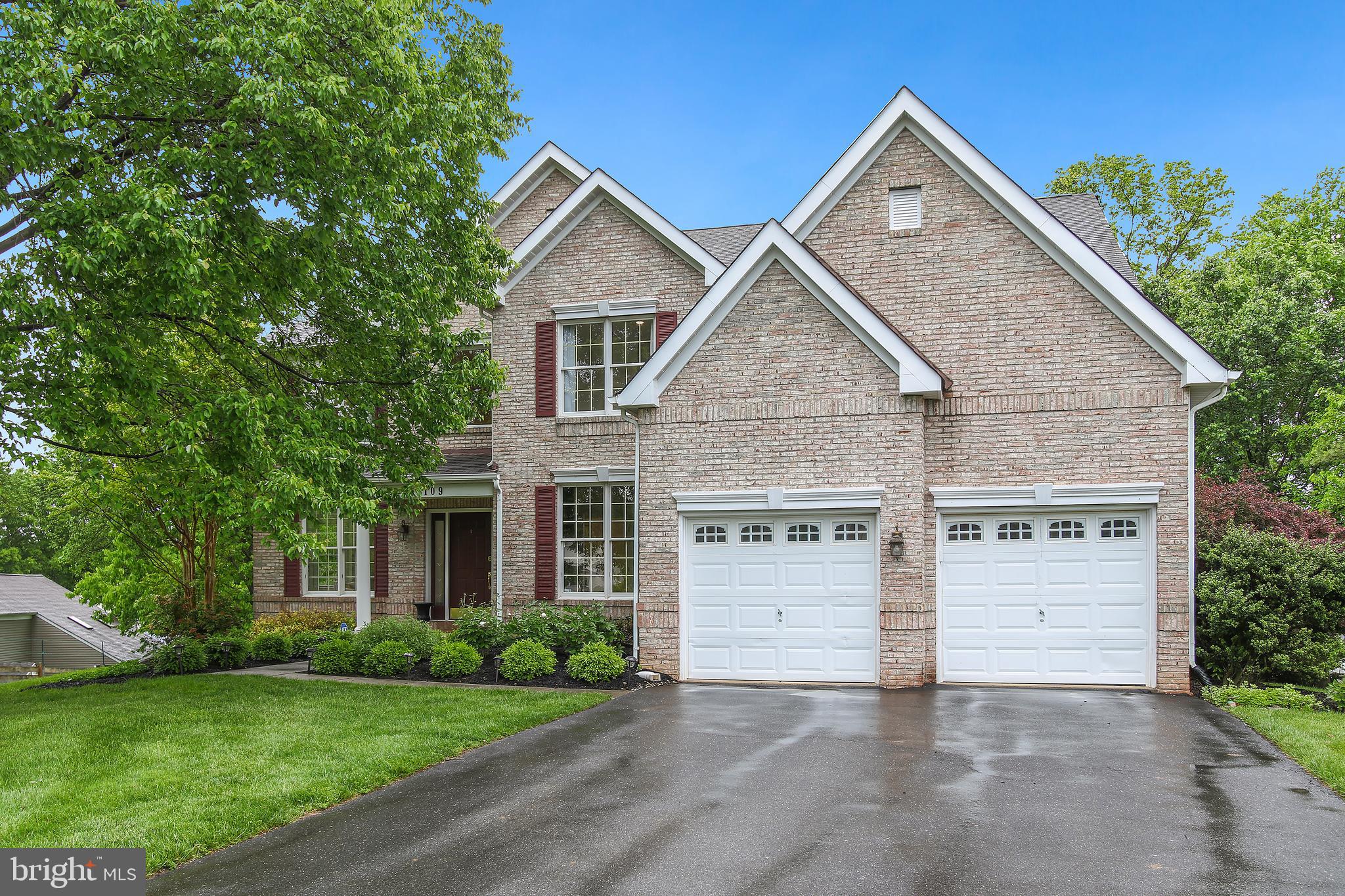 12109 Sheets Farm Road North Potomac, MD 20878 - Photo 2 of 45 Exterior Front