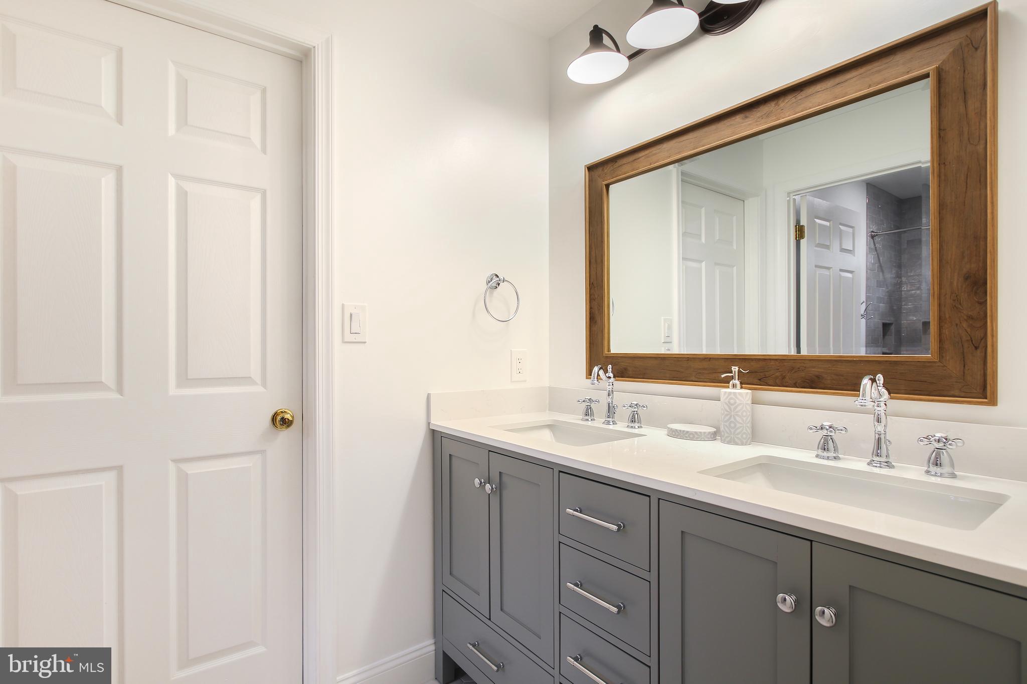 12109 Sheets Farm Road North Potomac, MD 20878 - Photo 30 of 45 Full Bath