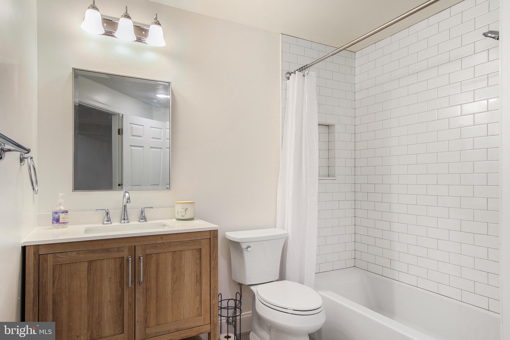 12109 Sheets Farm Road North Potomac, MD 20878 - Photo 36 of 45 Lower Level - Full Bath
