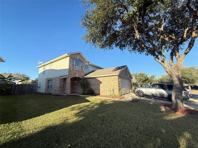 $284,500 | 8615 Tartan Walk Lane, Houston, TX 77075