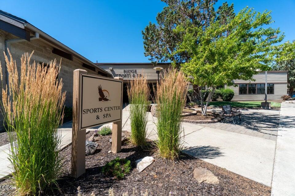 1844 Redtail Hawk Drive, Unit RV55J Redmond, OR 97756 - Photo 52 of 74