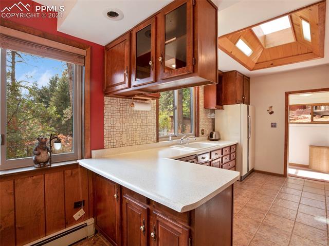 5755 Timpa Road Cascade, CO 80809 - Photo 17 of 49 Kitchen