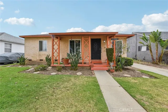 a view of a house with garden