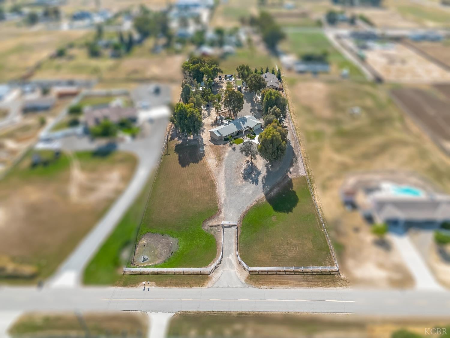 17324 Bonita Road Madera, CA 93636 - Photo 4 of 78 Gallery Image 4