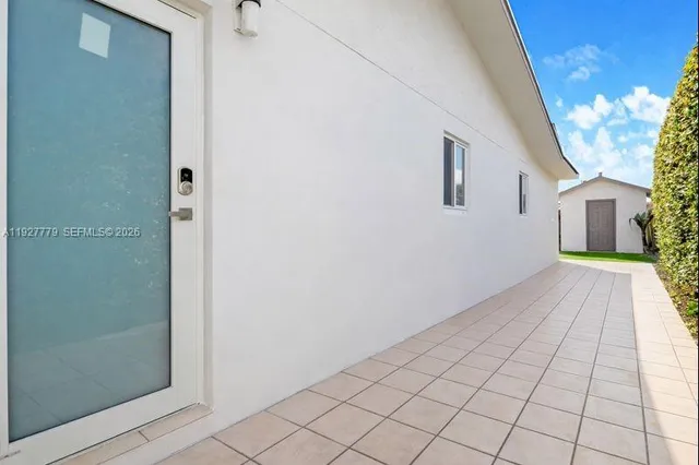 $6,500 | 8952 Southwest 10th Terrace, Miami, FL 33174