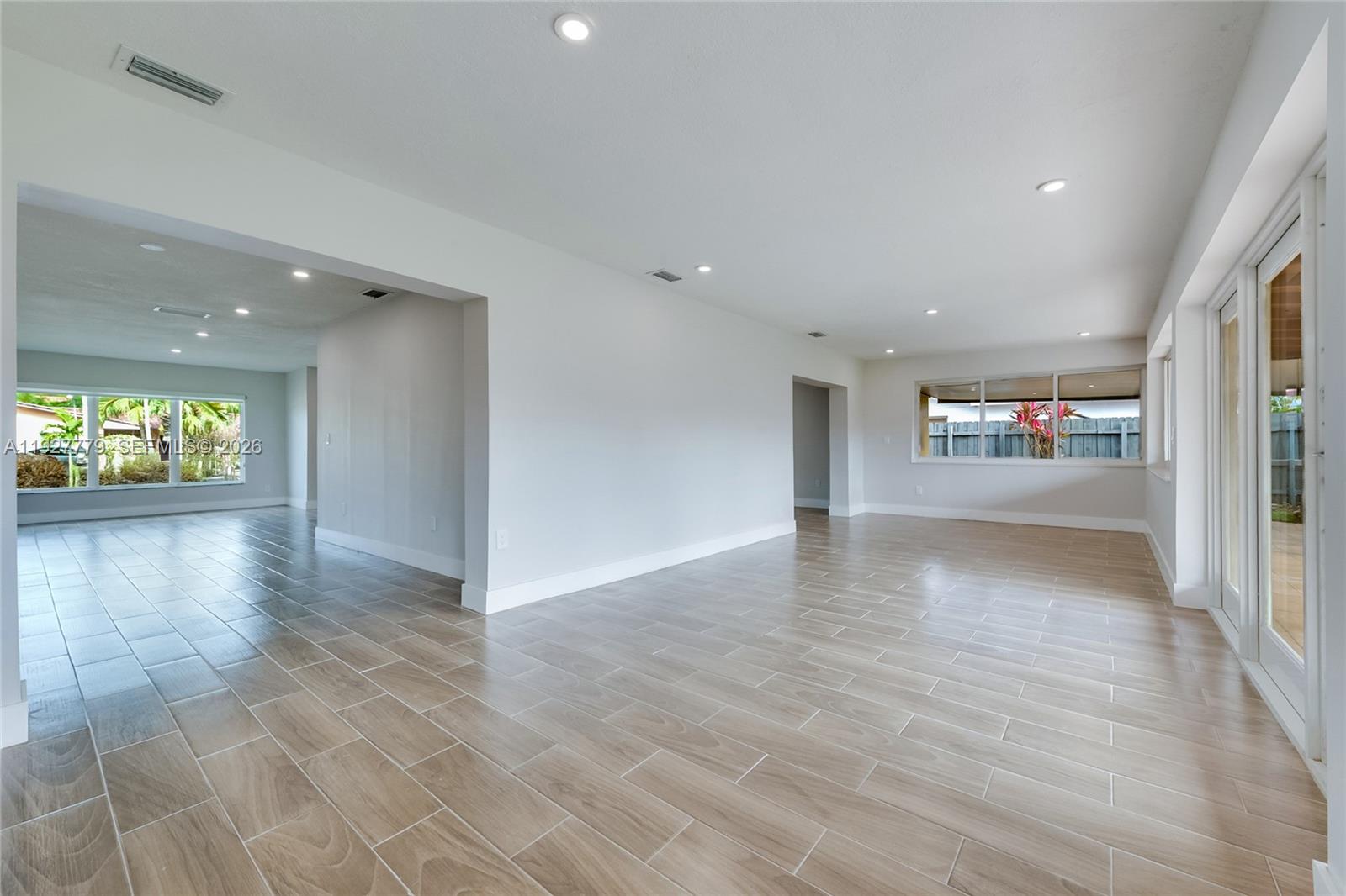 8952 Southwest 10th Terrace Miami, FL 33174 - Photo 7 of 20