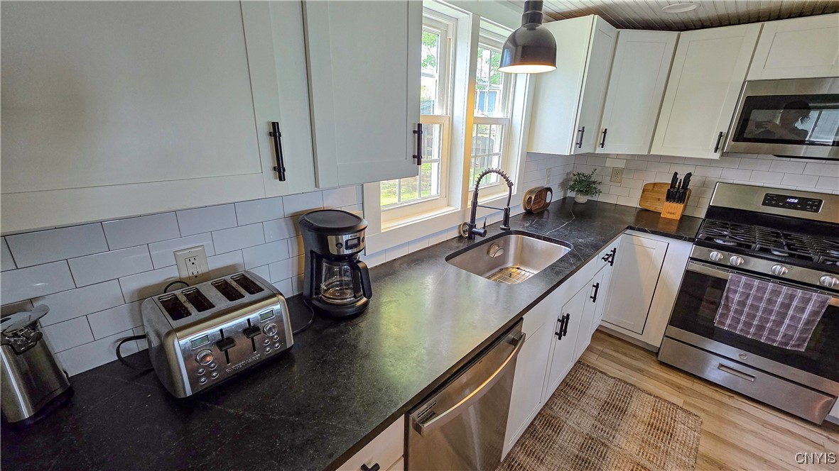 5416 West Lake Road Fleming, NY 13021 - Photo 4 of 50