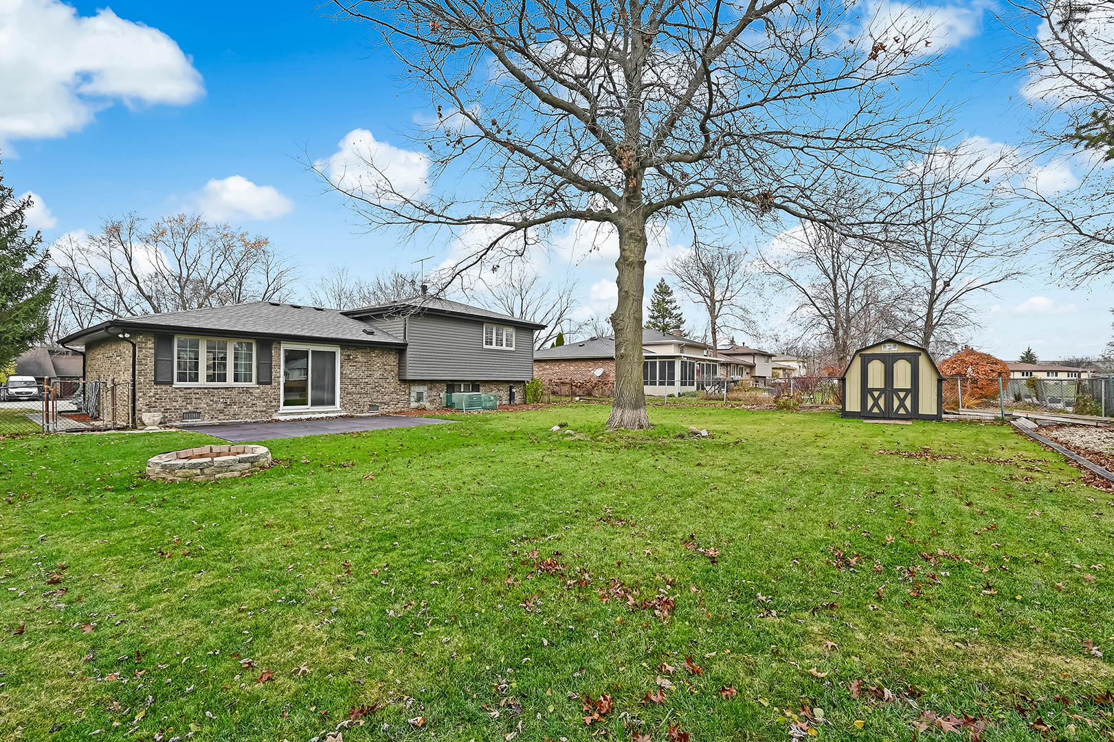 9S215 Kearney Road Downers Grove, IL 60516 - Photo 22 of 23 Gallery Image 22