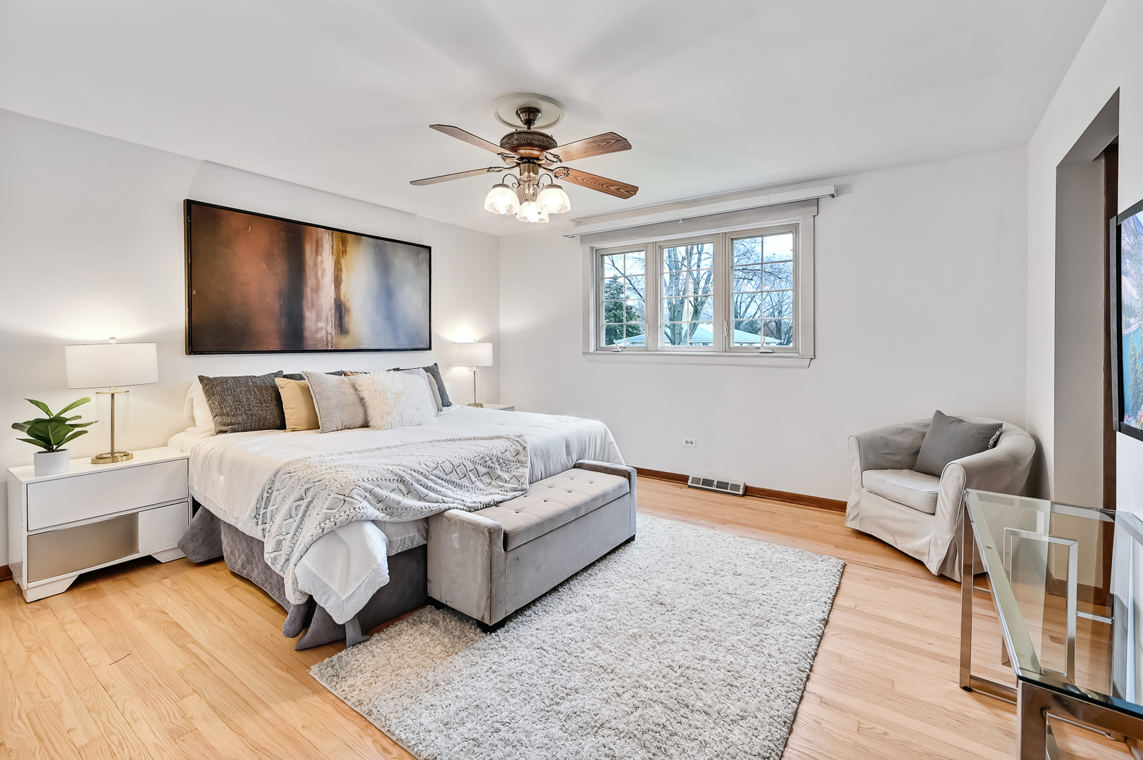 9S215 Kearney Road Downers Grove, IL 60516 - Photo 10 of 23 Gallery Image 10