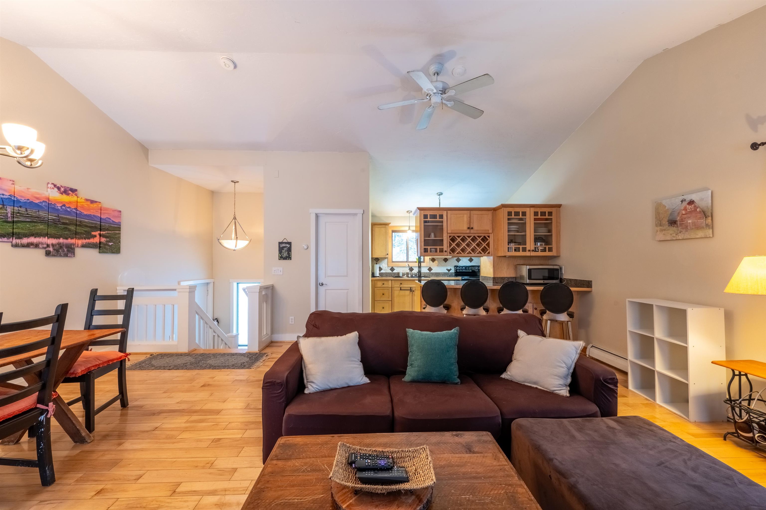 1299 Quechee Main Street, Unit 2E Hartford, VT 05059 - Photo 14 of 22