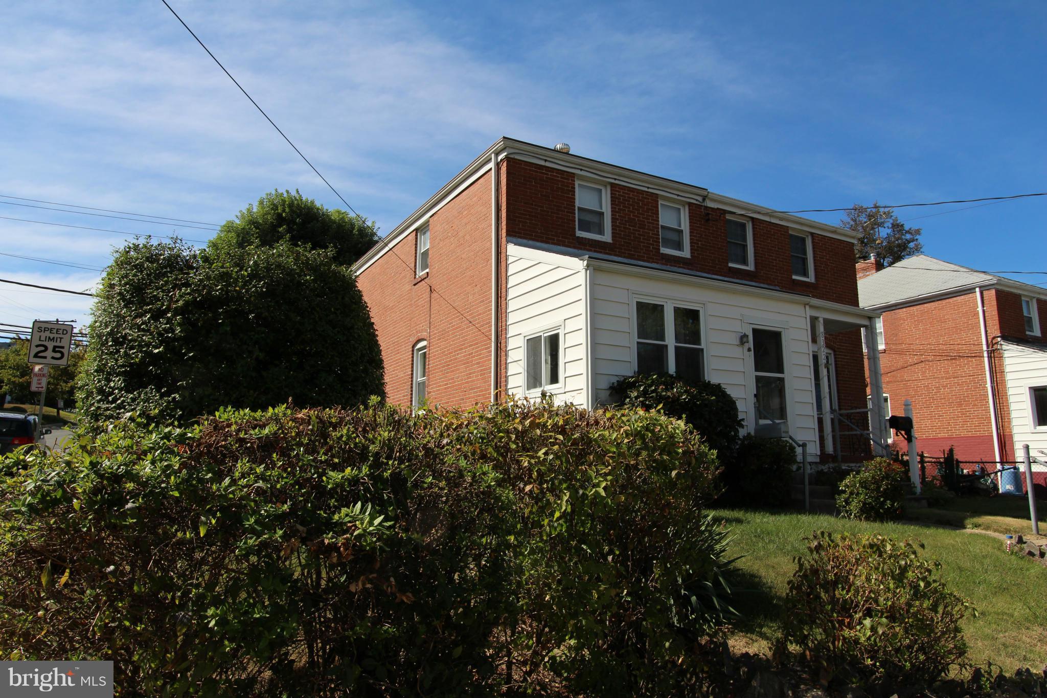 8320 Oakleigh Road Baltimore, MD 21234 - Photo 4 of 18 Exterior (Front)
