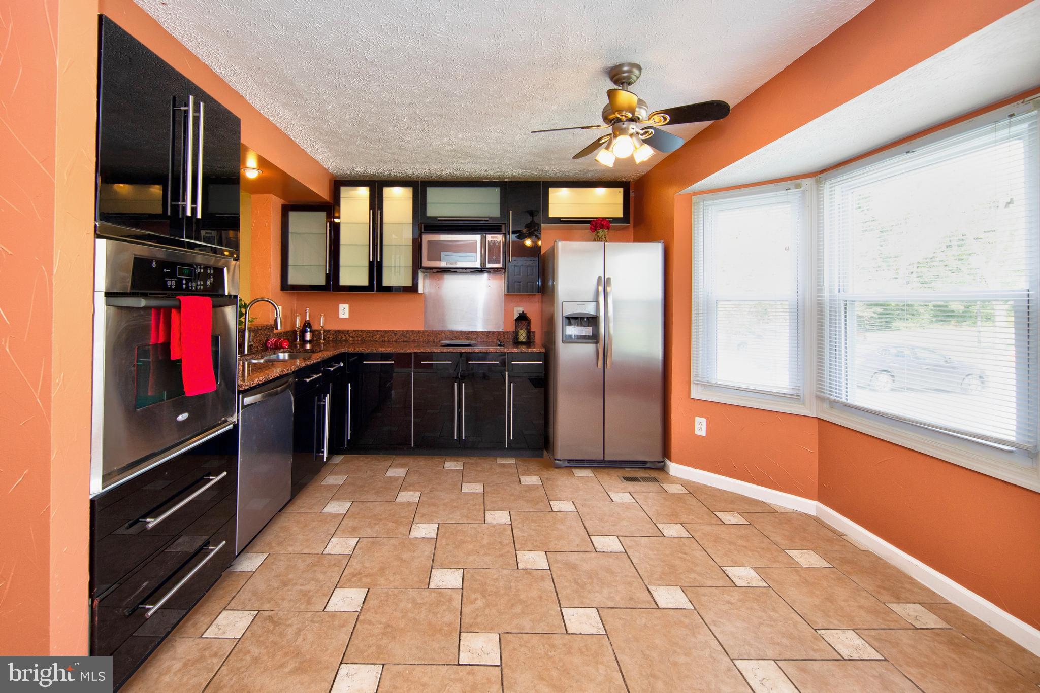 Lighted cabinets & Lighted ceiling fan