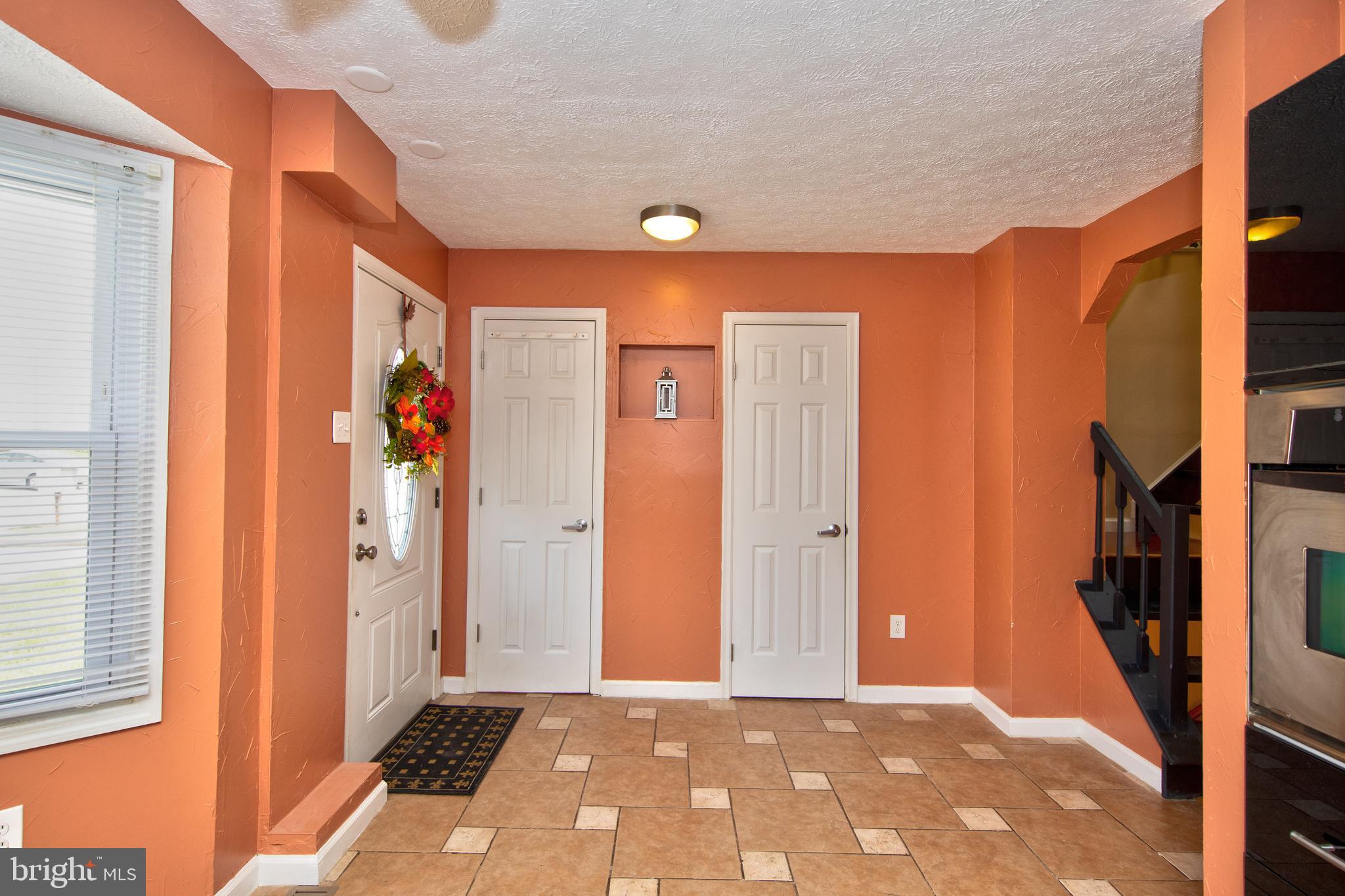 Coat closet & 1/2 bath