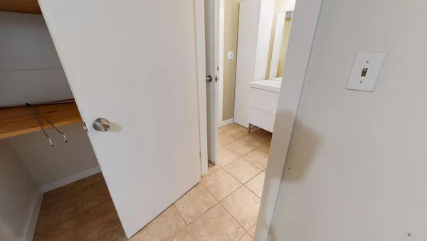 $2,000 | 707 Skynob Drive, Ann Arbor, MI 48105