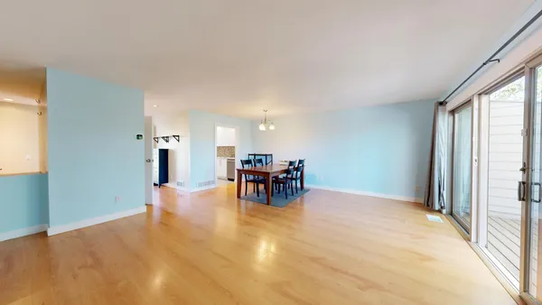 $2,000 | 707 Skynob Drive, Ann Arbor, MI 48105