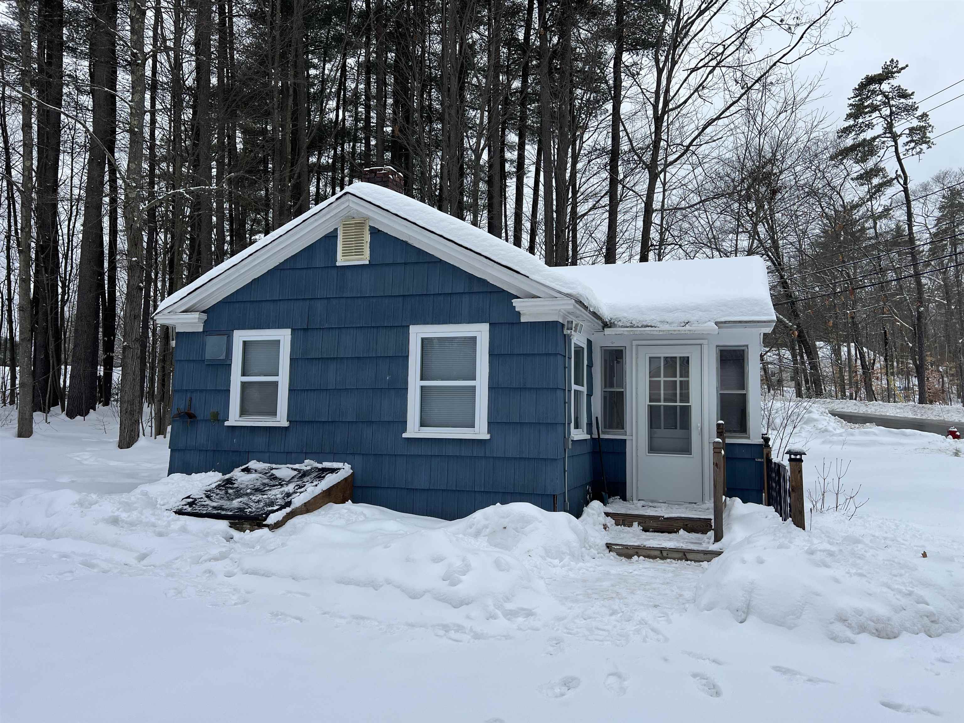 6 Webster Lake Road Franklin, NH 03235 - Photo 5 of 32