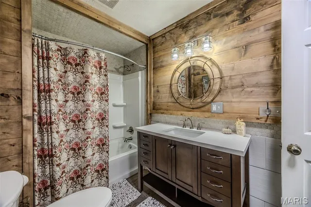 $165,000 | 545 West Pierce Street, Lebanon, MO 65536