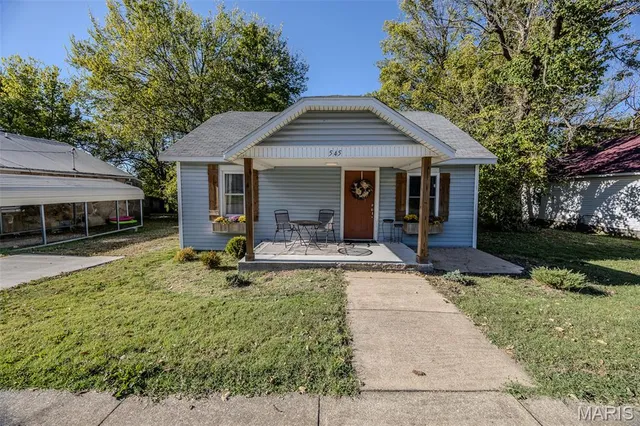 $165,000 | 545 West Pierce Street, Lebanon, MO 65536