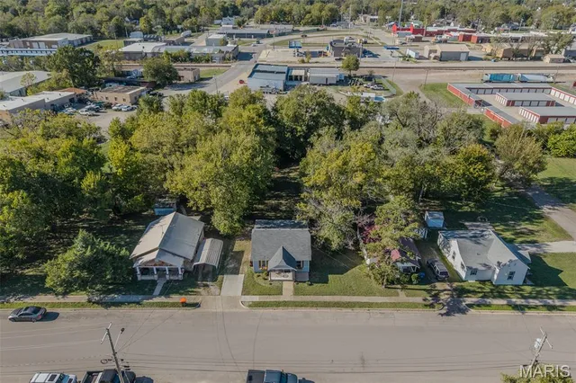 $165,000 | 545 West Pierce Street, Lebanon, MO 65536