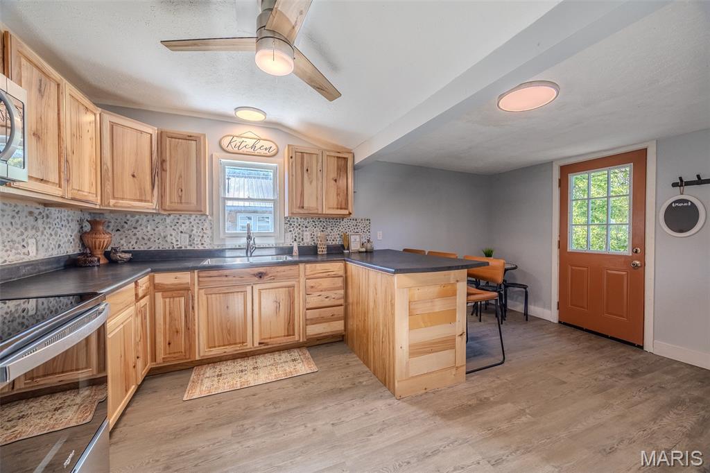 545 West Pierce Street Lebanon, MO 65536 - Photo 7 of 39