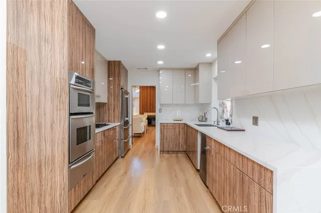 $5,500 | 20159 Lassen Street, Chatsworth, CA 91311