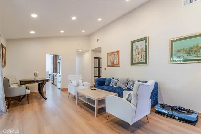 $5,500 | 20159 Lassen Street, Chatsworth, CA 91311