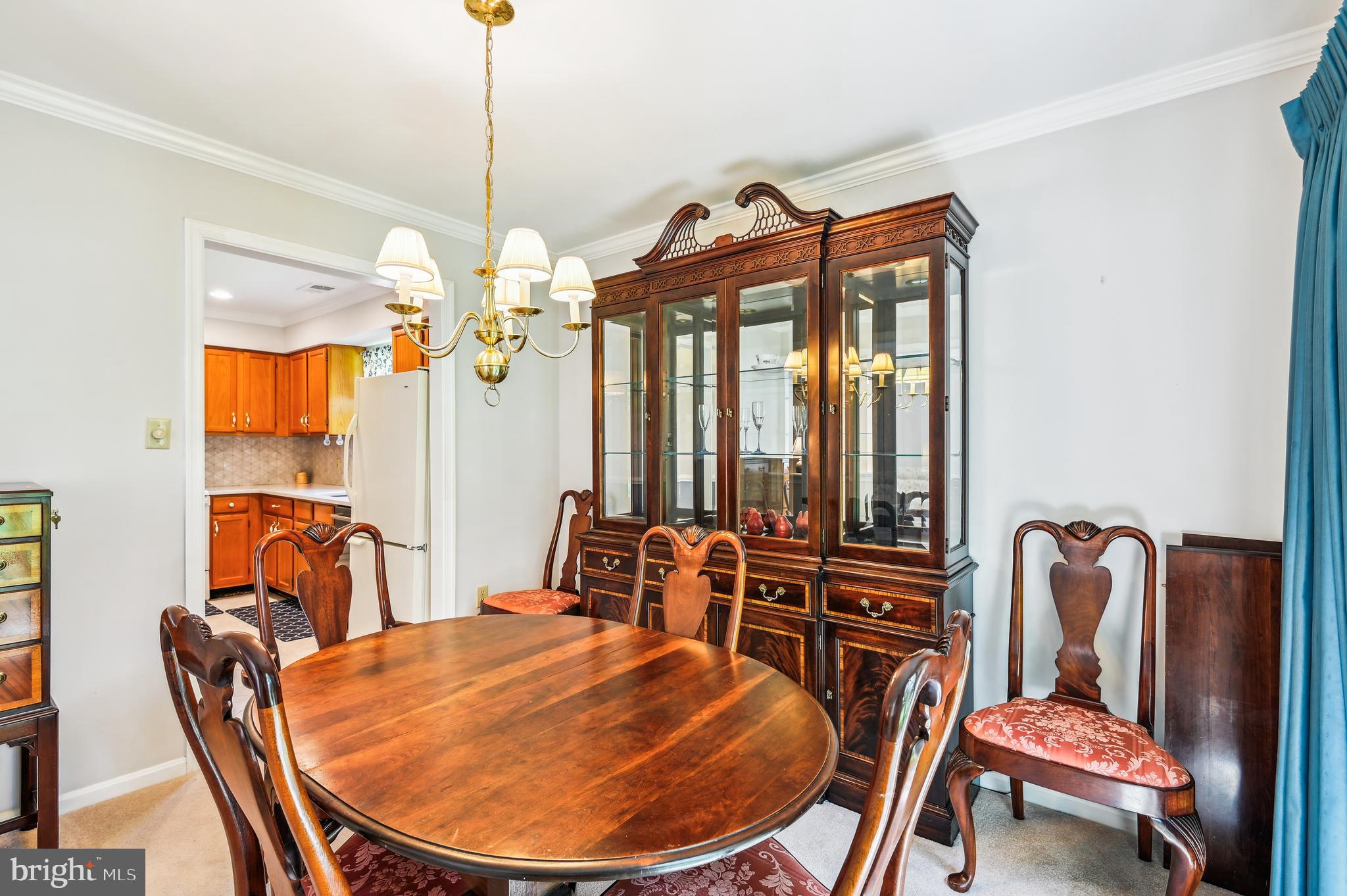 940 Schooner Circle Annapolis, MD 21401 - Photo 13 of 36 a dining room with furniture and window