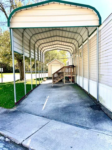 $41,900 | 746 Michelle Drive, Lynwood, IL 60411