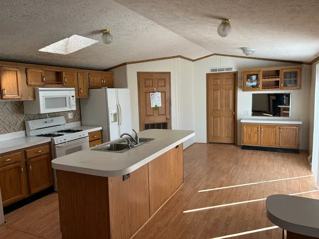 $41,900 | 746 Michelle Drive, Lynwood, IL 60411