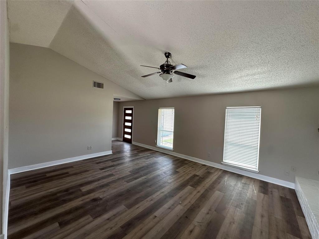 5324 Timber Creek Road Flower Mound, TX 75028 - Photo 4 of 14 Living Room