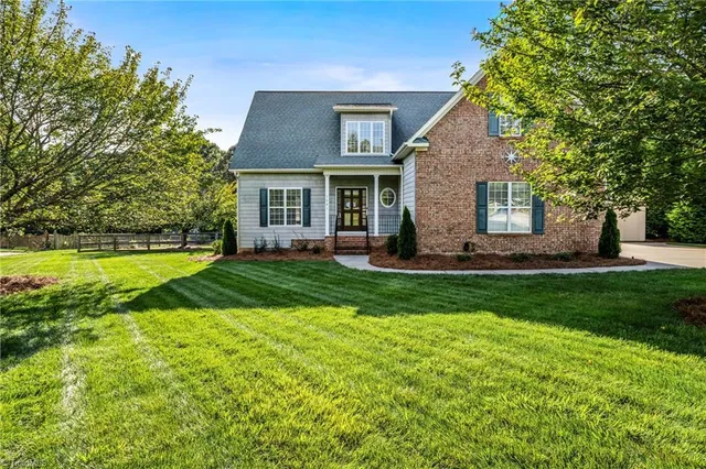 $480,000 | 7021 Bronco Lane, Summerfield, NC 27358