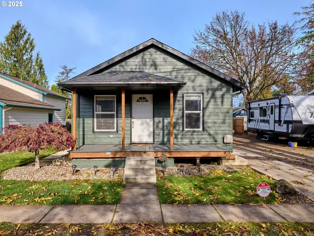 $429,900 | 1006 Well Street, Silverton, OR 97381